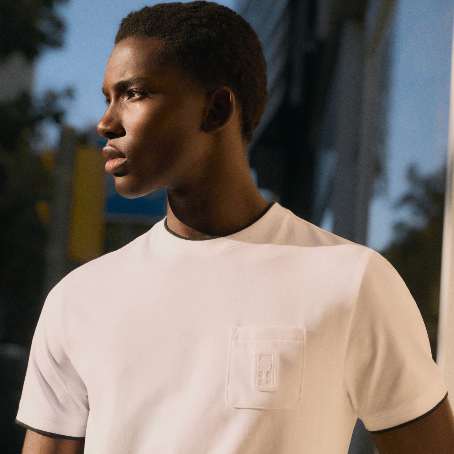 Ultra Dry Tennis Heritage Abzeichen T-Shirt